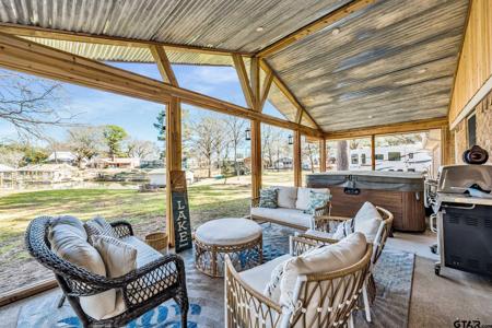 22095 Big Oak Dr.