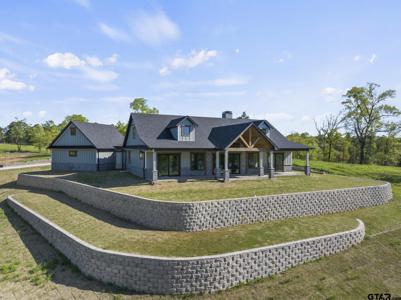 35 Waterview Ln