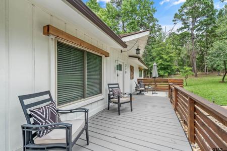 279 PEACEFUL VALLEY TRAIL