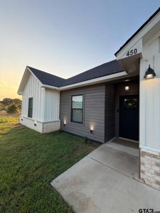 450 Lake Rd