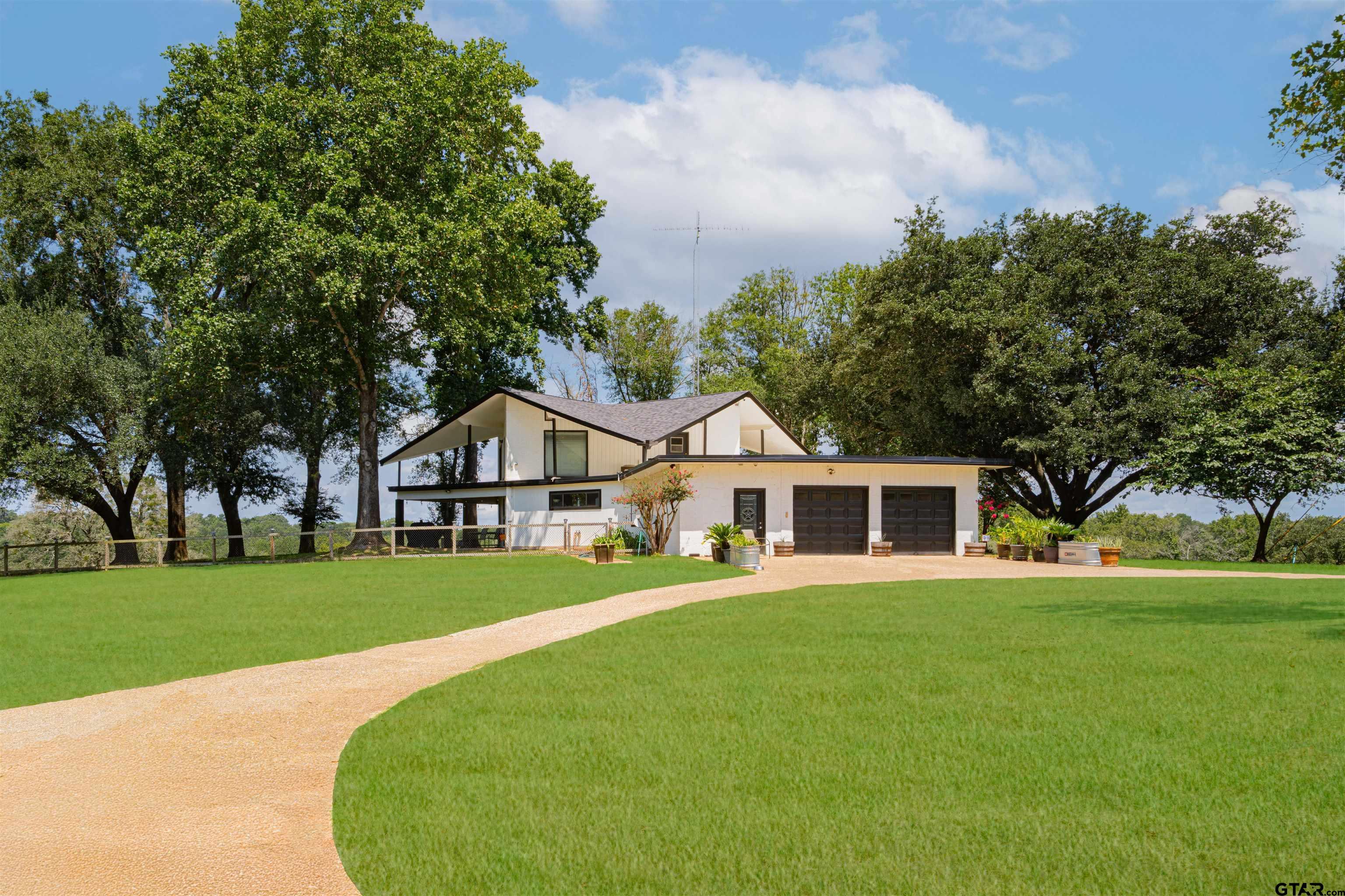 Image 2: Driveway & front of Property