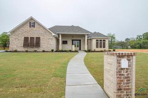 216 Winged Foot Drive