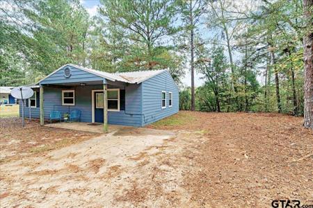 230 Private Road 7422