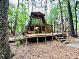 1609 Meadowlark Ln.