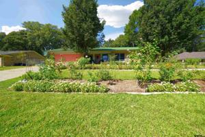 1364 Bridle Path