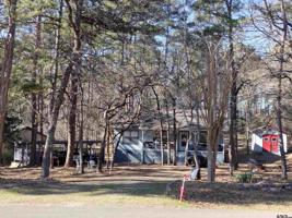 2935 Holly Trail East