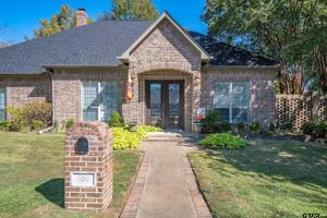 190 N Bay Dr