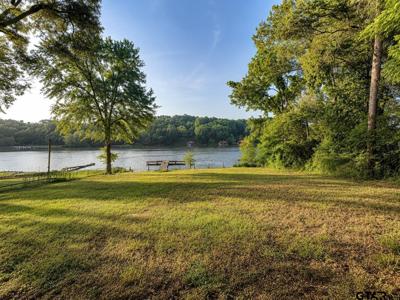 2404 Lake Park Lane
