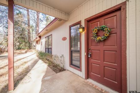 132 Pine Glen Lane