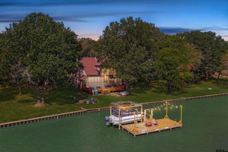 91 Rocky Point Rd