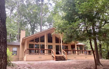 289 Peachtree Lane