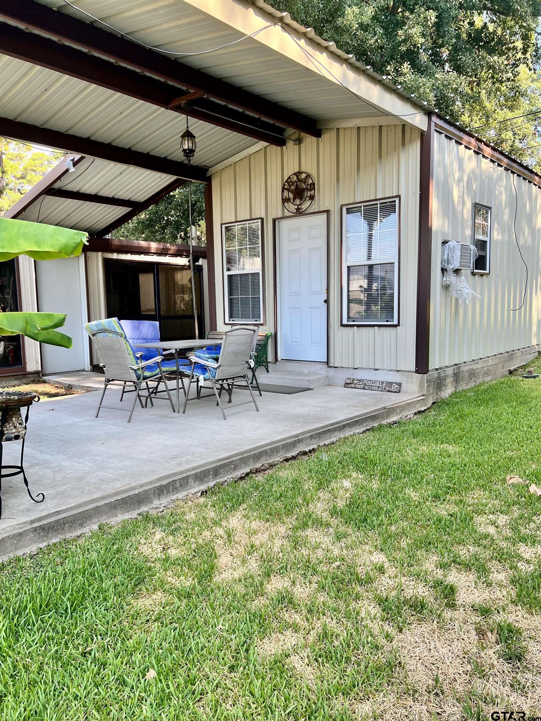 22060 Sportsmans Drive, Chandler, TX lhrmls01783093