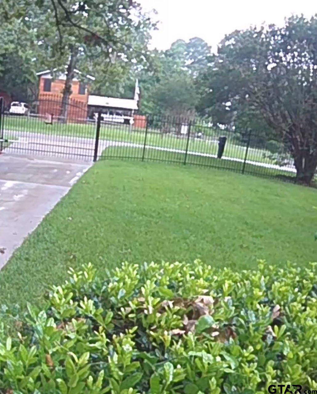 Image 2: Outlook in drive