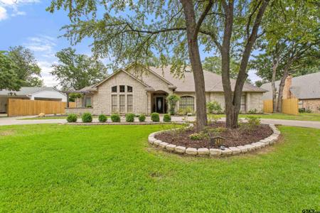 241 Hideaway Lane E