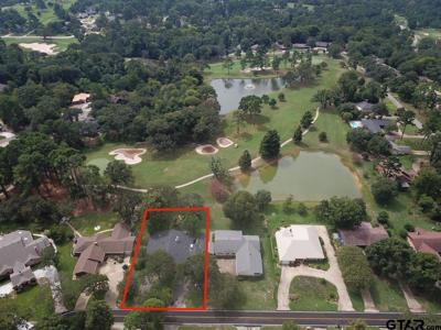 220 Texas Dr