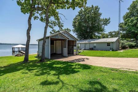 1067 Beachside Drive