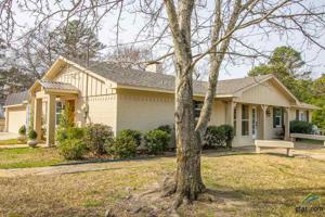 134 Hideaway Lane East