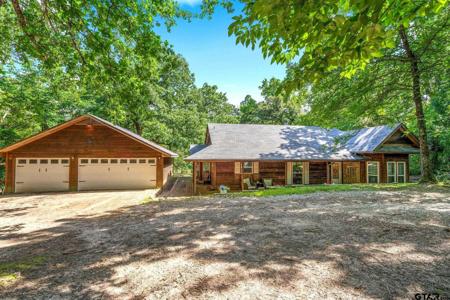 237 Saddleback Ln