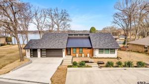 222 North Bay Drive