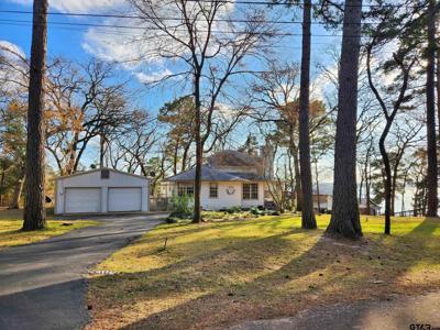 522 Christine Dr.