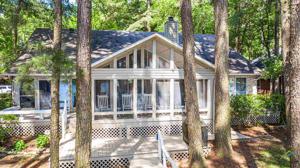 819 E Eagle Point Drive
