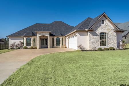 204 Winged Foot Dr