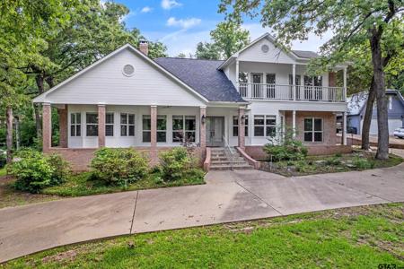 519 Hideaway Lane East