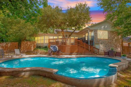 214 E Hideaway Lane East