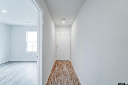 406 Bluebonnet Circle