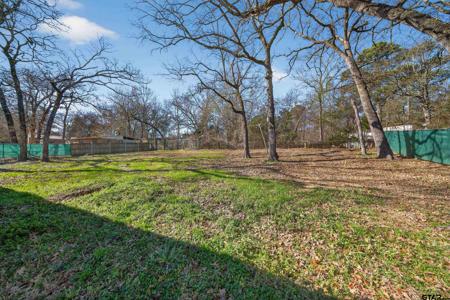 22666 Lakeway Harbor