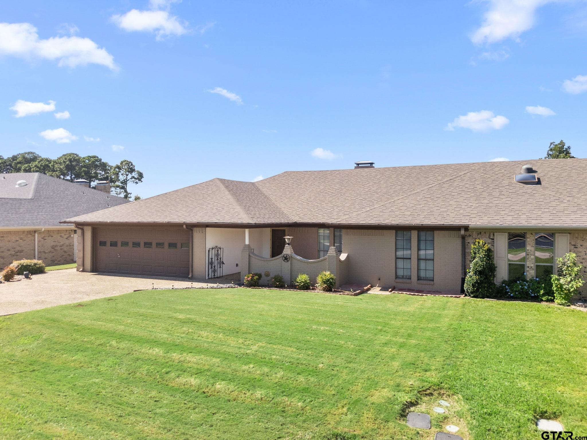 Image 1: 156 S. Bay Drive