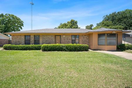 230 County Road 2302