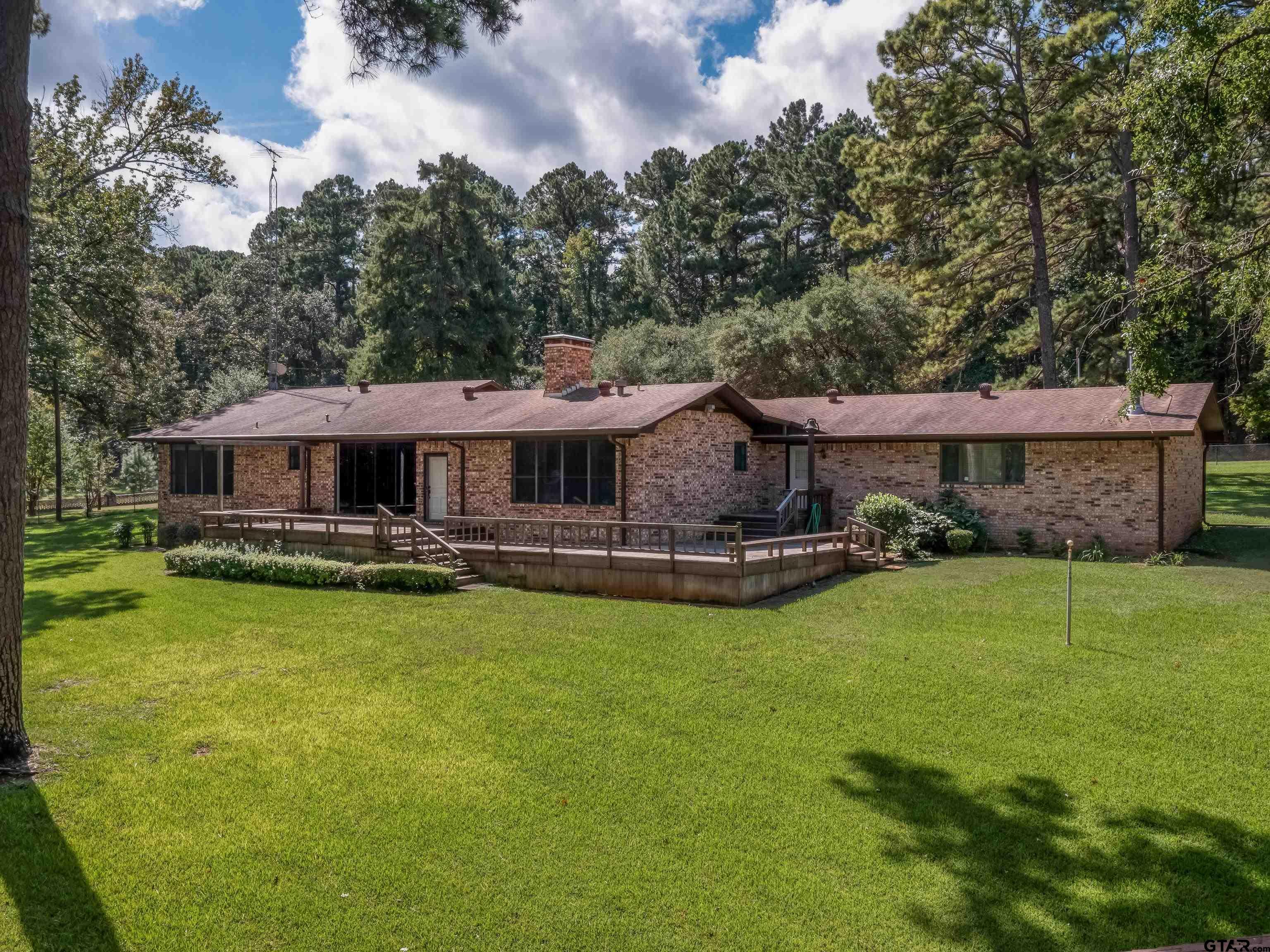 Image 1: Beautiful Ranch Design