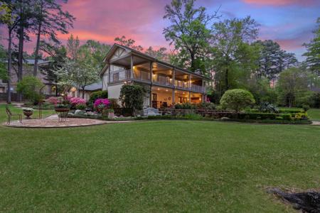 1513 Lake Park Circle