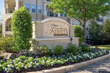 3363 Cascades Blvd #207