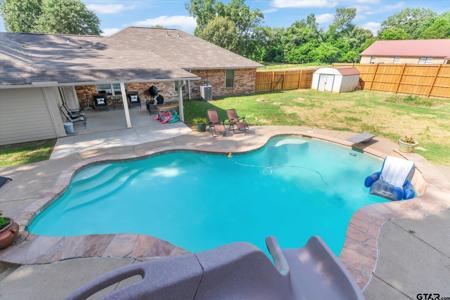 1410 County Road 2230