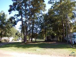 16805 Lakeway Circle