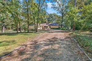 206 Greenbriar Trail