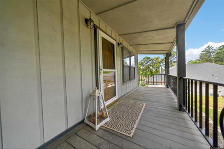 20847 Lakeview Dr
