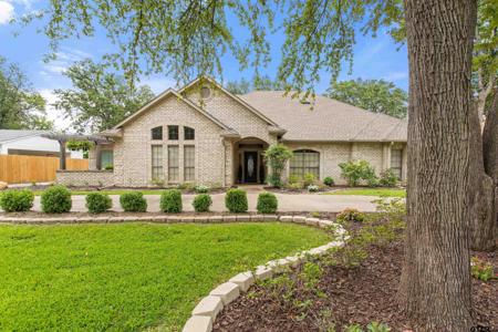 241 Hideaway Lane E