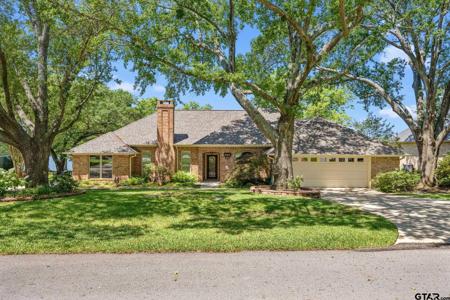 21184 Bay View Dr