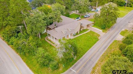 302 Harmony Lane