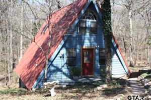 901 San Saba