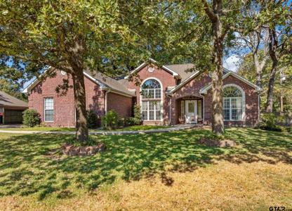 21222 Dogwood