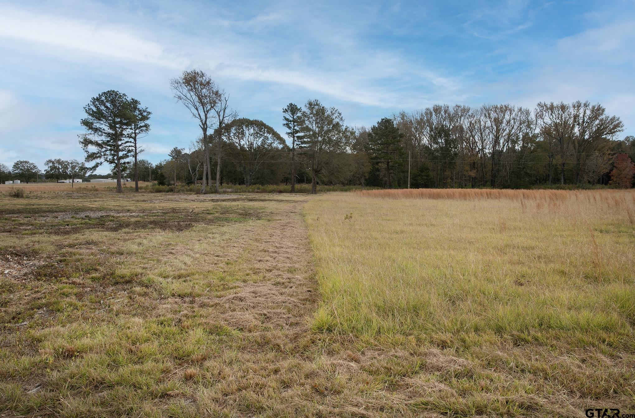 Image 1: Lot 3 facing the lake