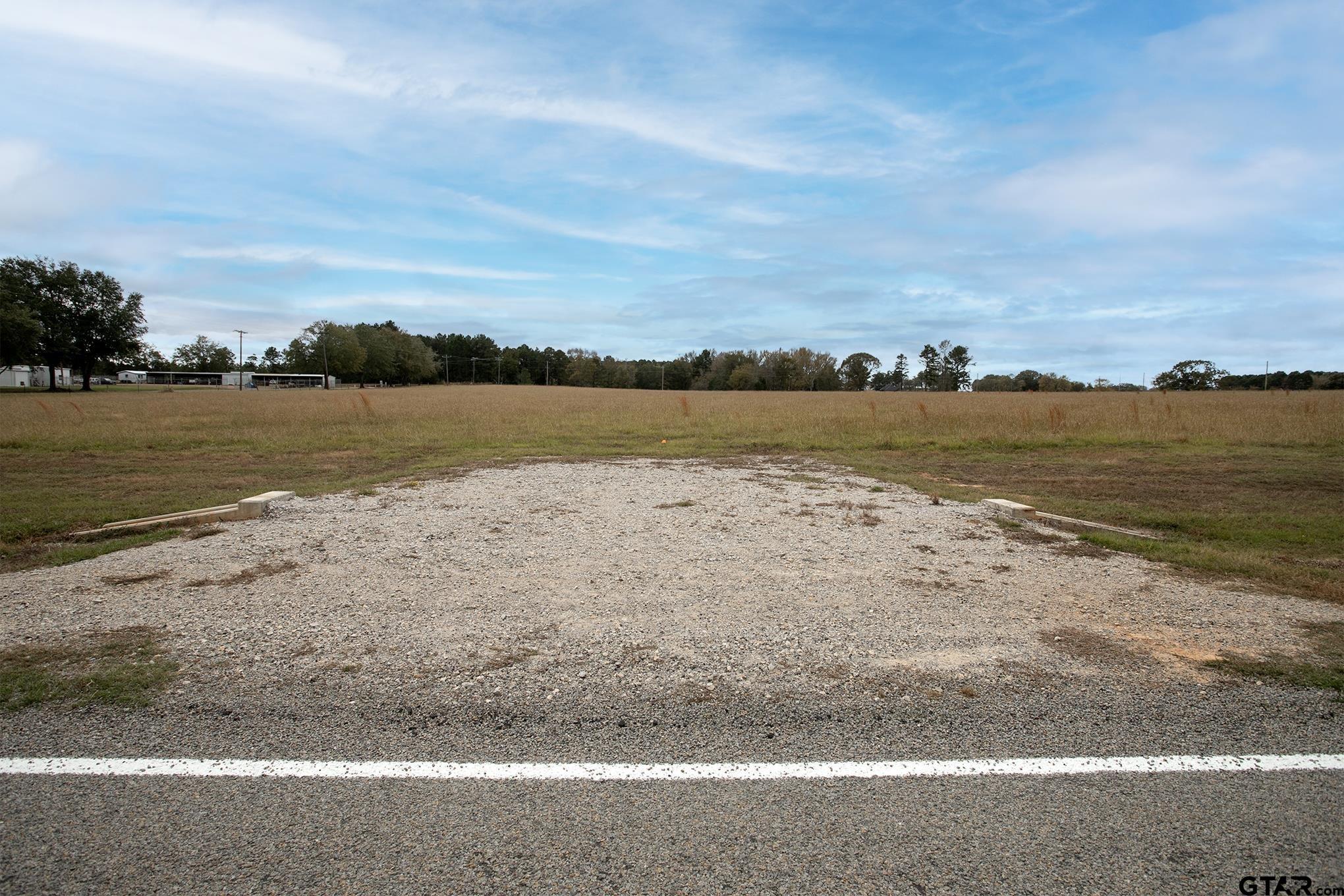 Image 1: Lot 2 with entrance pont already in place.
