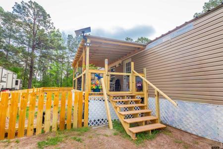 2761 Oak Trail Shores Dr