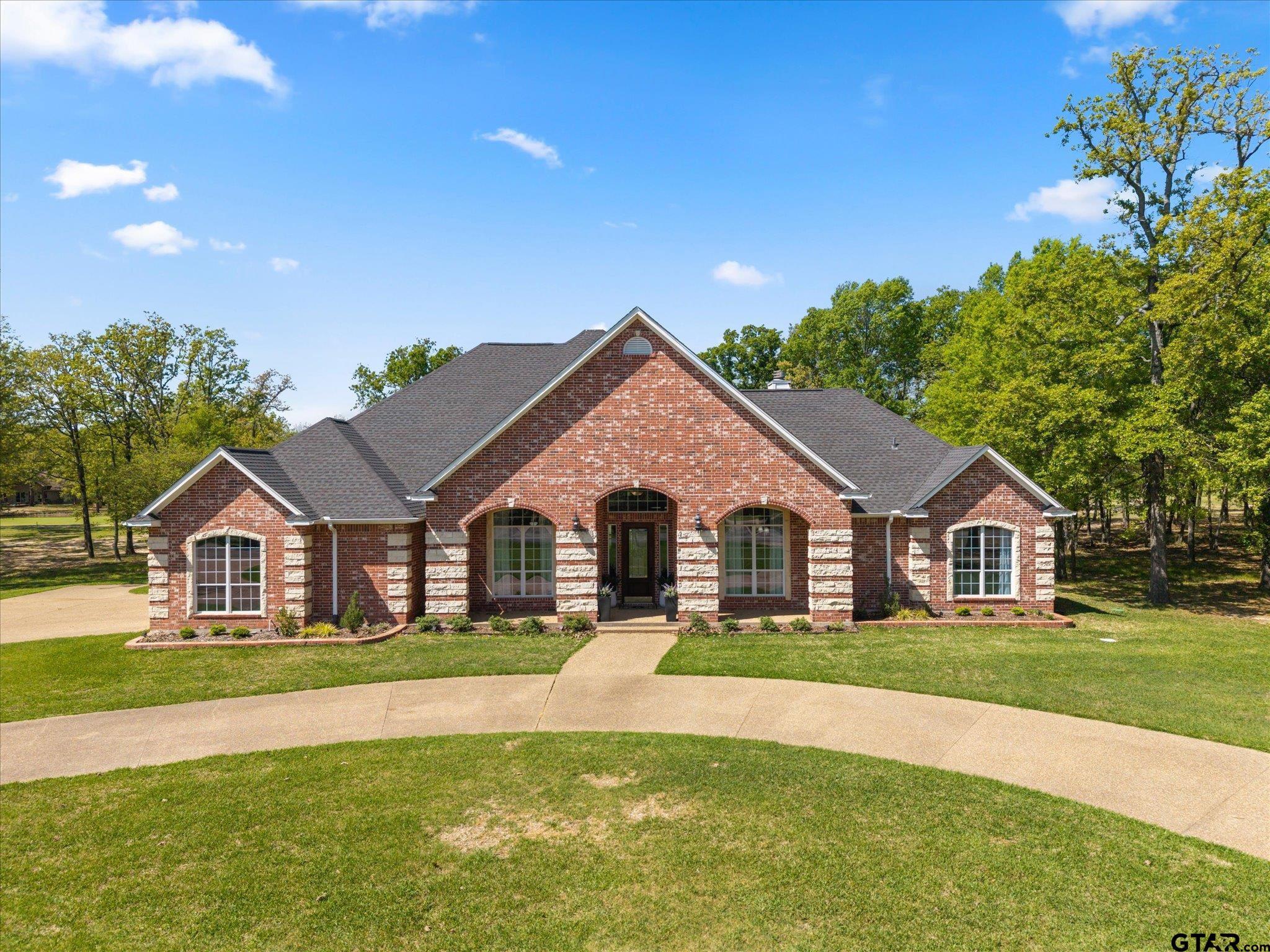 Image 0: Front of Home