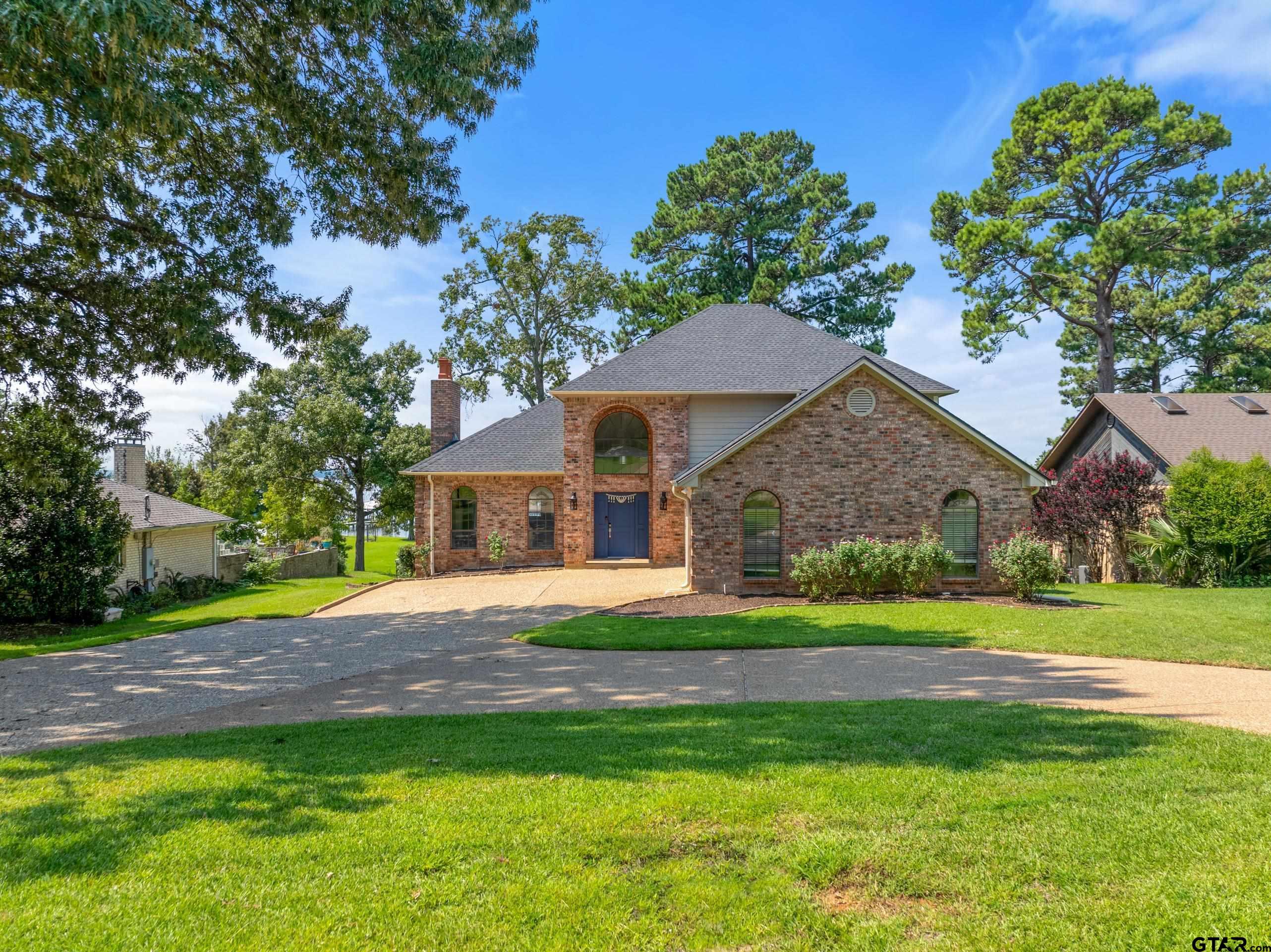 Image 1: Front of Home