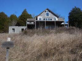 201 Pinnacle Lane